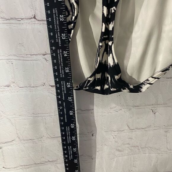 BADGLEY MISCHKA Maya Halter Swimsuit - Picture 5 of 6